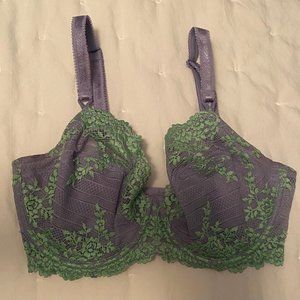 Wacoal Embrace Lace Underwire Bra 65191Size 34DD